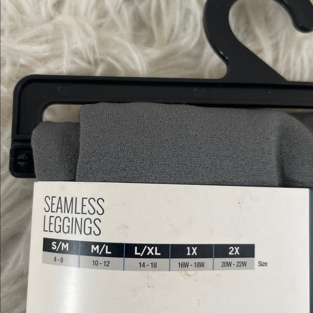 FIRST LOOKS Seamless Leggings Dark Grey Pull On Style Size 2X NEW - Picture 3 of 4